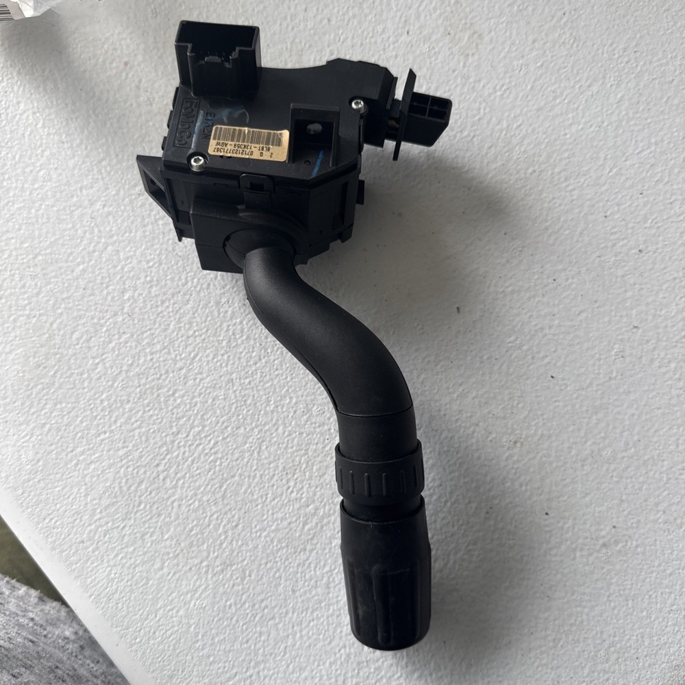 Steering Column Turn Signal Lever Switch 8L8Z13K359AA for Ford Escape 08-12